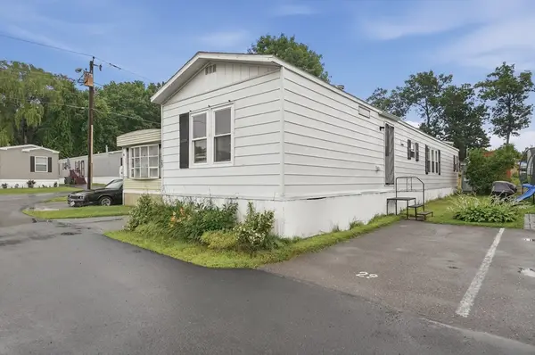 25 Groton School Road #29, Ayer, MA 01432