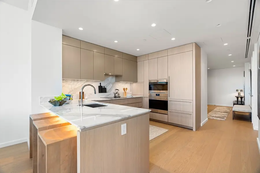 682 Atlantic Ave #44G, Boston, MA 02111 - #3