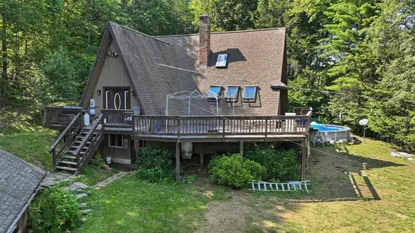 143 River Rd, Middlefield, MA 01050