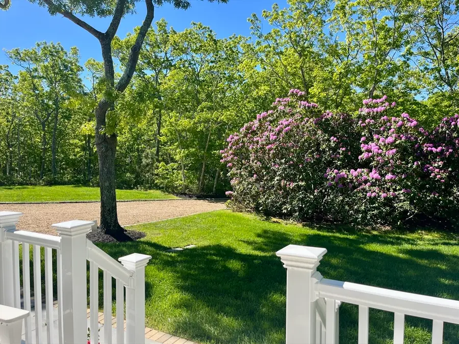 105 Whalers Walk, Edgartown, MA 02539 - #3