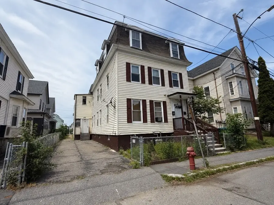 33 S Whipple St, Lowell, MA 01852 - #2