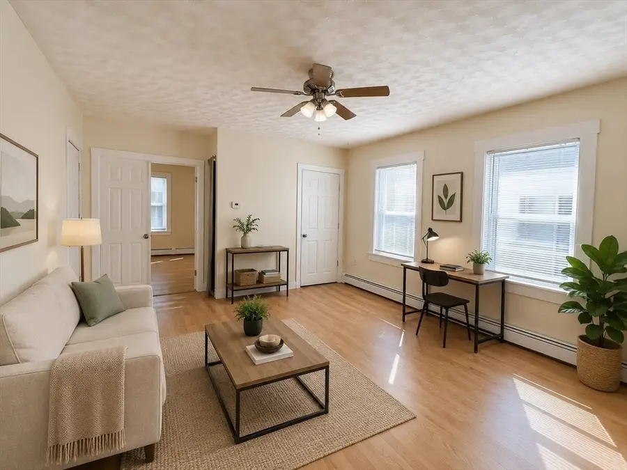 33 S Whipple St, Lowell, MA 01852 - #3