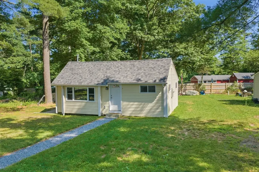 8 Violet St, Lakeville, MA 02743 - #2