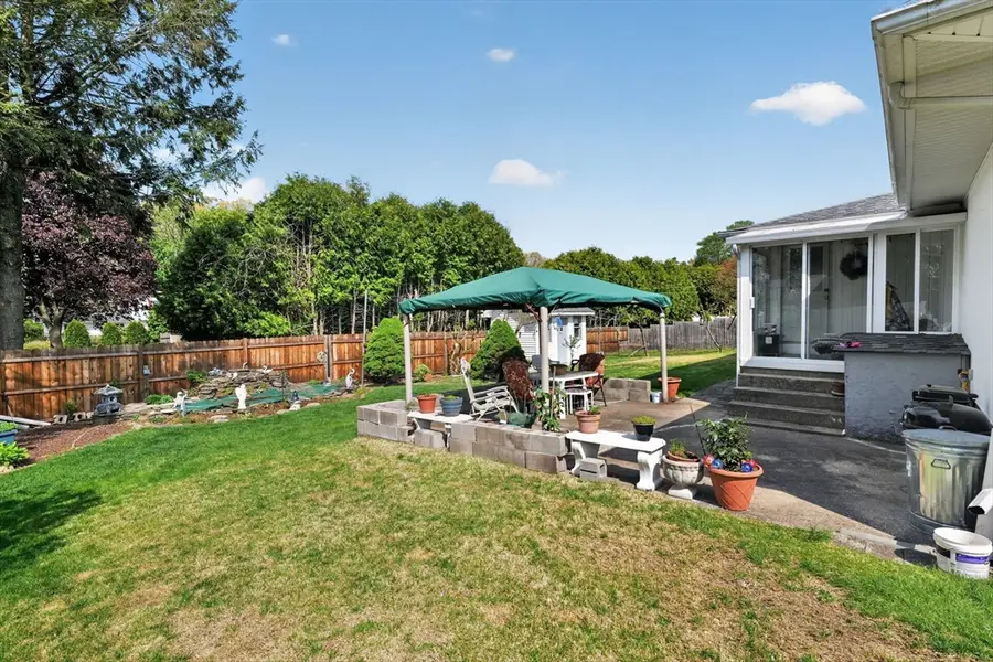246 Tolpa Cir, Chicopee, MA 01020 - #3