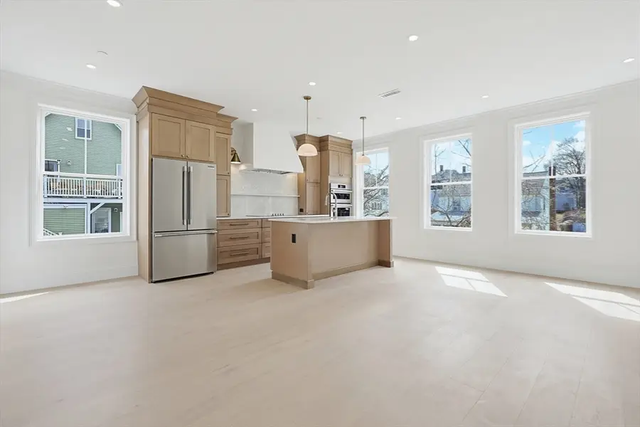 257RB Market Street #B, Boston, MA 02135 - #3