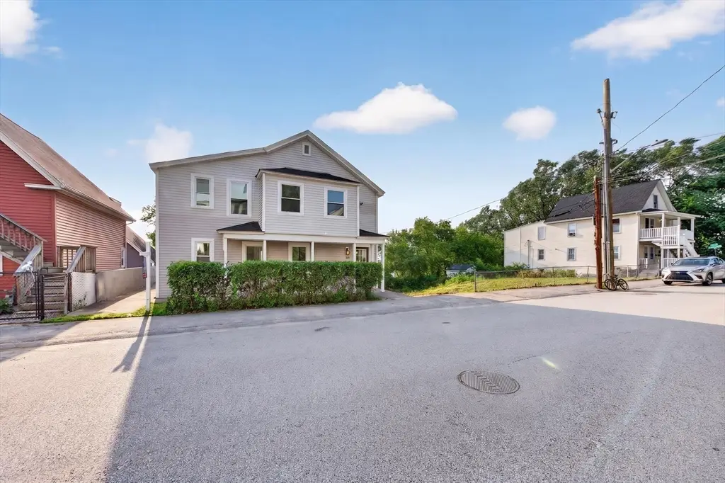 69 Orient St, Worcester, MA 01604 - #1