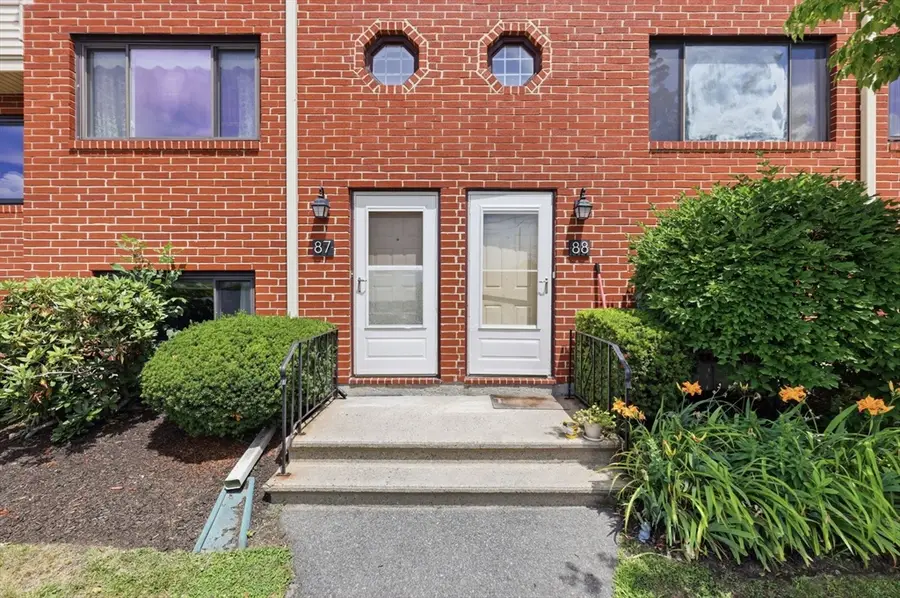 87 Sterling Ln #87, Haverhill, MA 01835 - #2