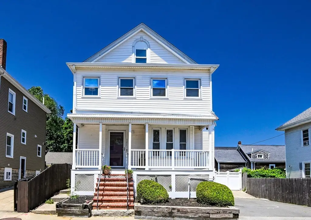 321 Arnold St, New Bedford, MA 02740 - #1