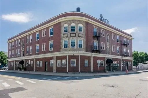 267 Washington Ave #6, Winthrop, MA 02152