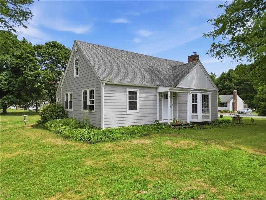 35 Anawan St, Rehoboth, MA 02769 - #3