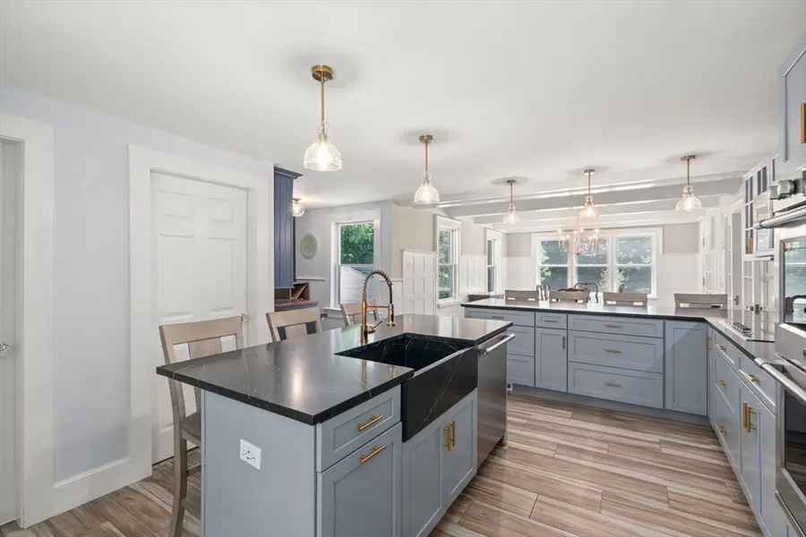 11 Scott Street, Bellingham, MA 02019 - #3