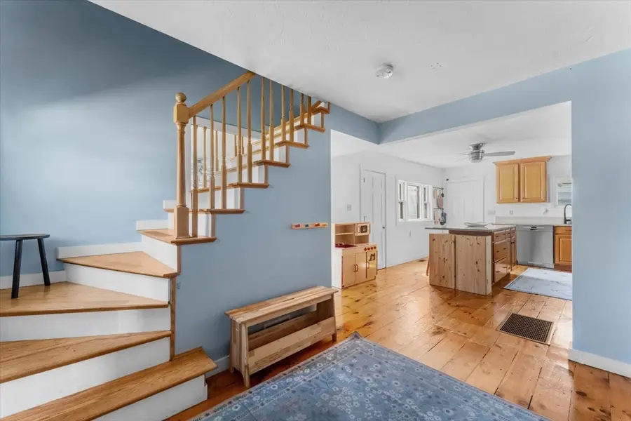 42 Dewey Ave., Brockton, MA 02301 - #3