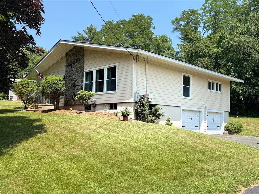 20 Clover Drive, Bridgewater, MA 02324 - #2