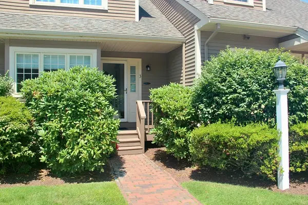 3 Doyle Lane #3, Hopkinton, MA 01748