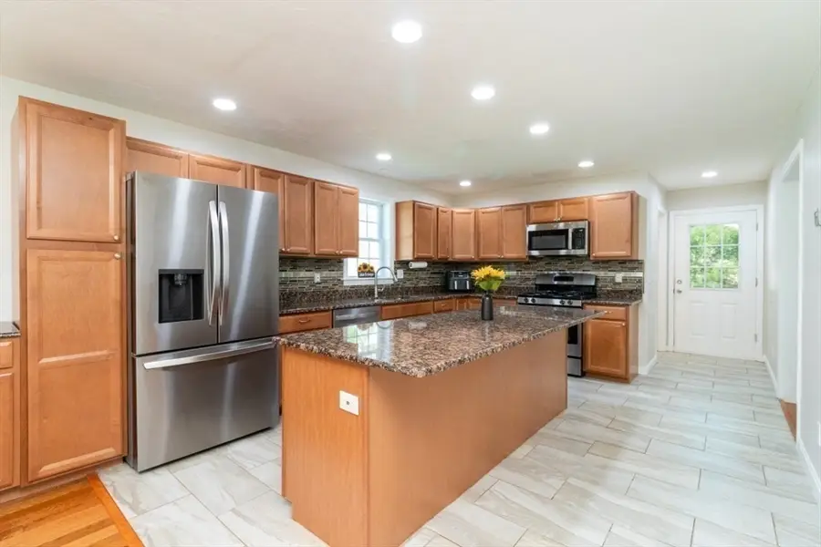 264 Charge Pond Rd, Wareham, MA 02571 - #3