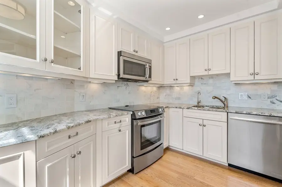 106 Thirteenth #316, Boston, MA 02129 - #2