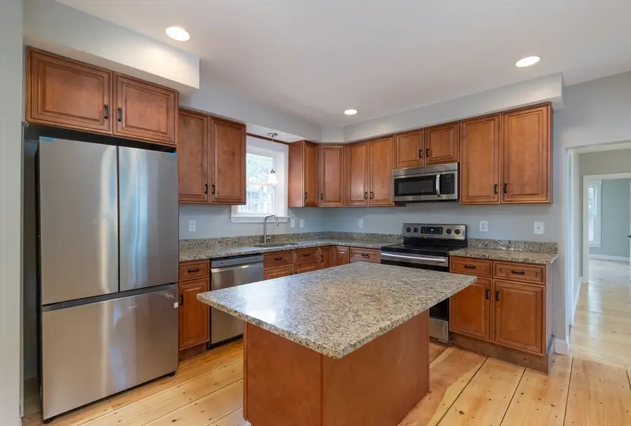 5 Irving St, Spencer, MA 01562 - #2