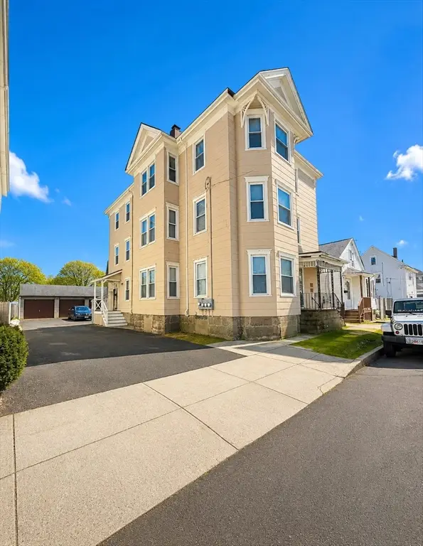 90 Robeson St, New Bedford, MA 02740 - #1