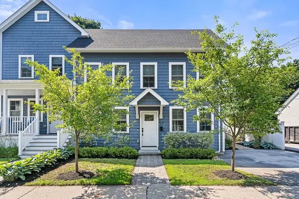 52 Salem Street #52, Winchester, MA 01890