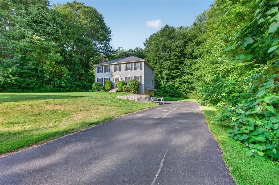 8 Marks Way, Sutton, MA 01590 - #2