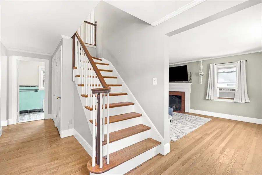 211 Lynn Fells Pkwy, Saugus, MA 01906 - #2