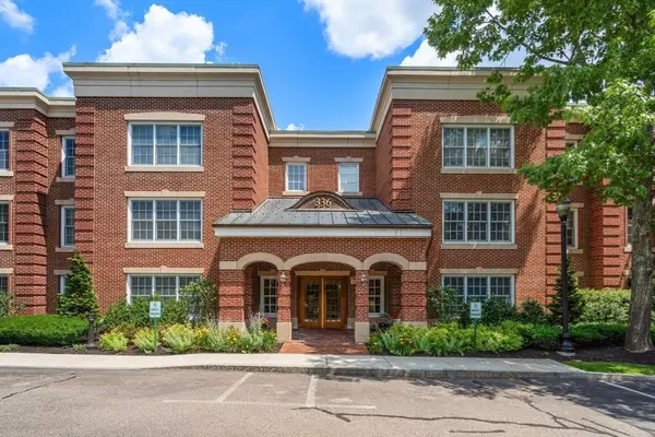 336 Boylston Street #Unit 102, Newton, MA 02459