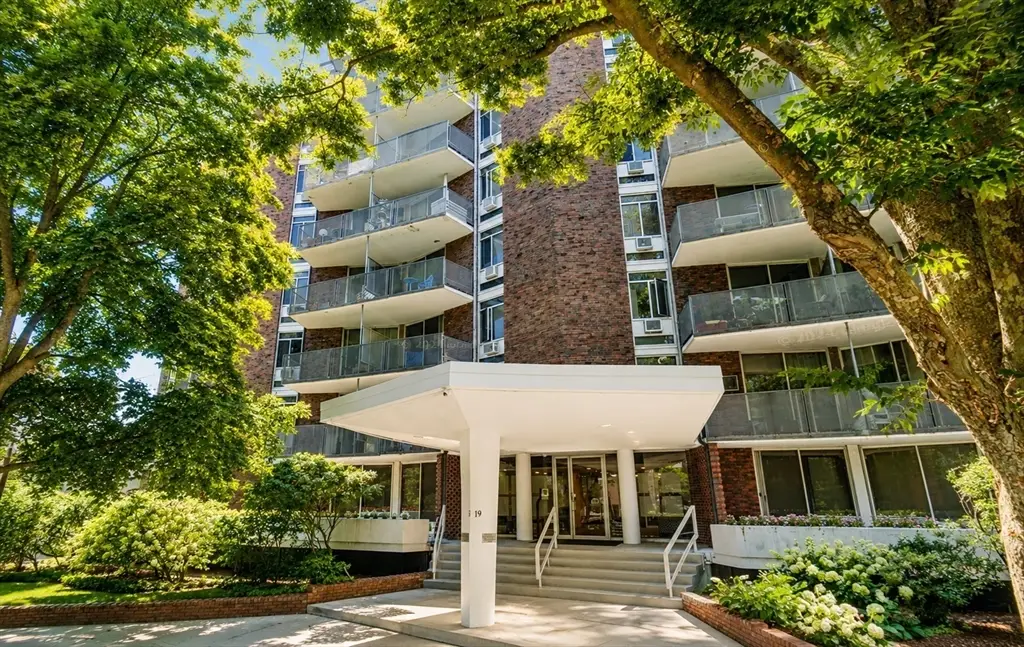 19 Winchester St #402, Brookline, MA 02446 - #1