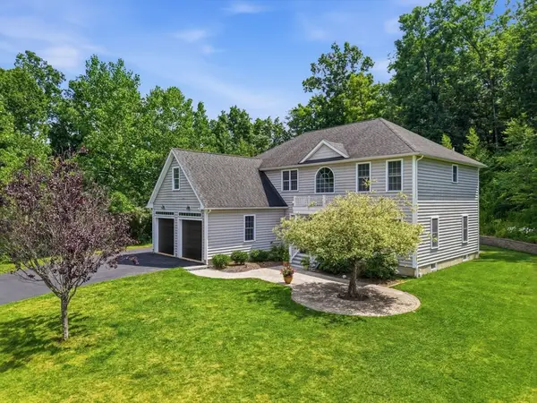 9 Brandywine Lane, Shirley, MA 01464