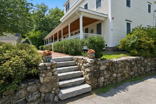 10 Friend Ct #3, Wenham, MA 01984