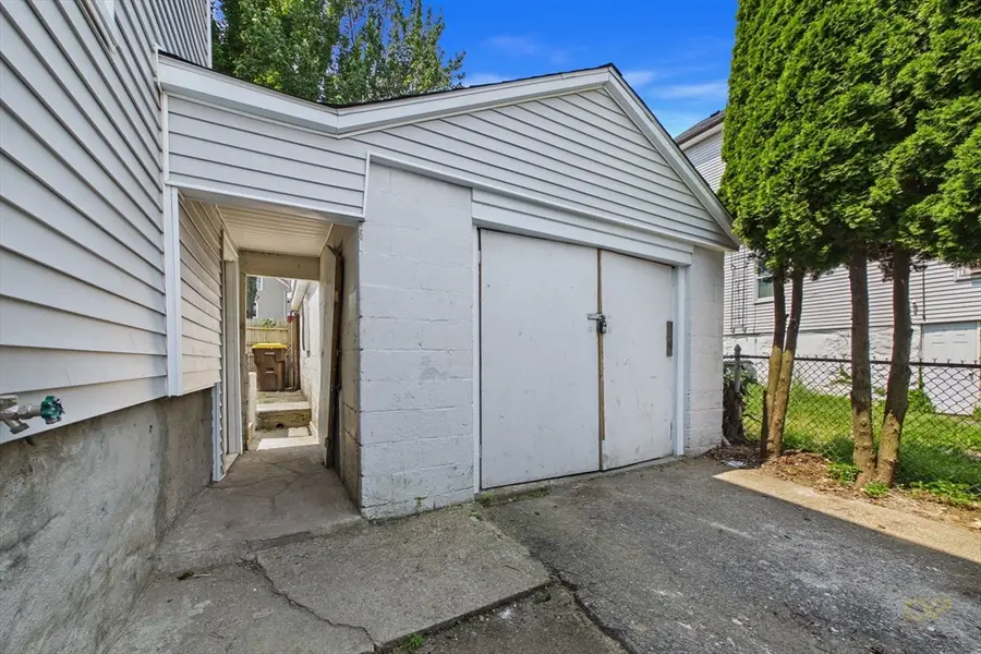 201 Wade St, Fall River, MA 02721 - #2