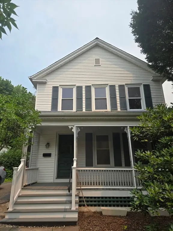 32 Hampden St, Northampton, MA 01060 - #1
