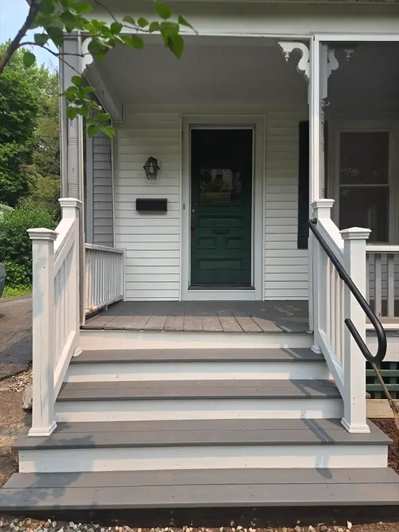32 Hampden St, Northampton, MA 01060 - #3