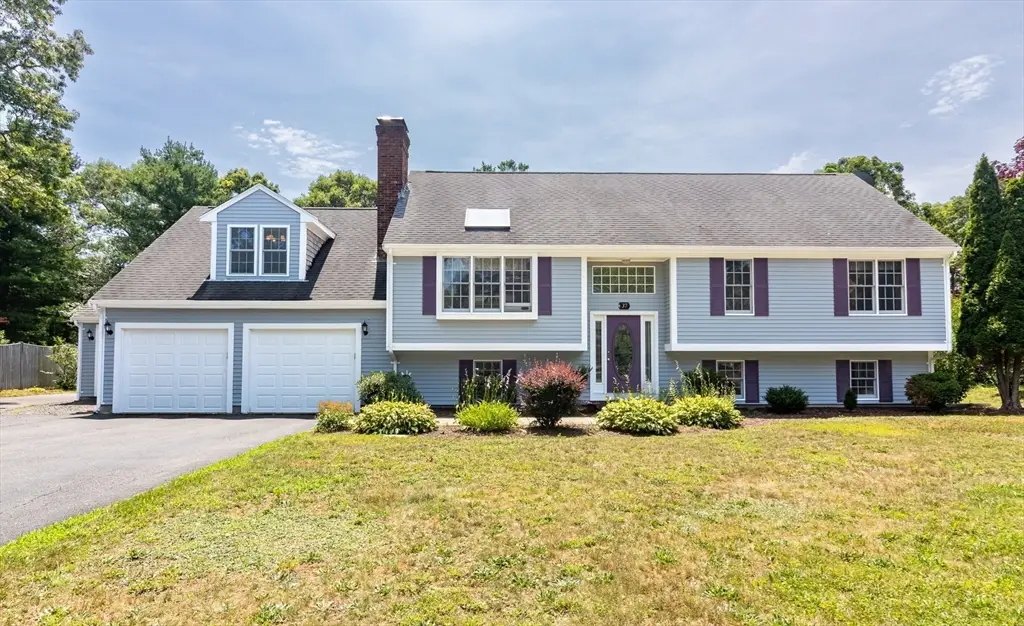 37 Yearling Run Rd, Bourne, MA 02532 - #1