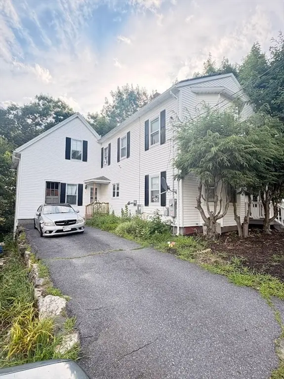 111 Maple St, Gardner, MA 01440