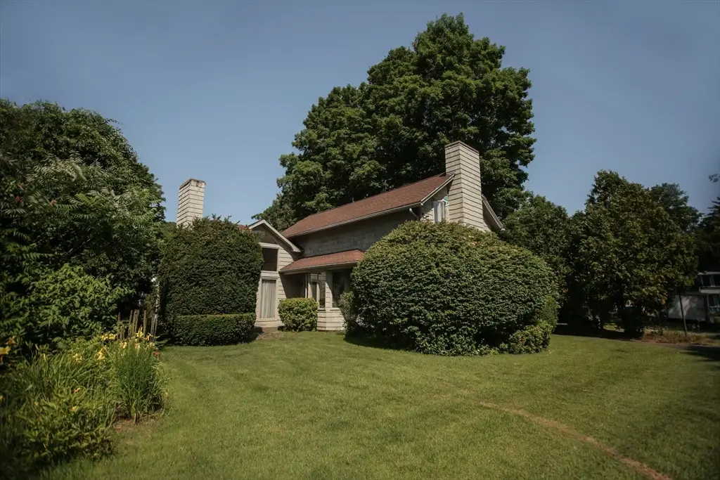 5 Hampden Ct, Monson, MA 01057 - #1