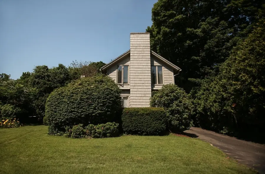 5 Hampden Ct, Monson, MA 01057 - #3