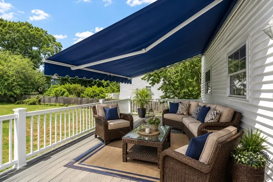 487 Wentworth Ave, Lowell, MA 01852 - #3