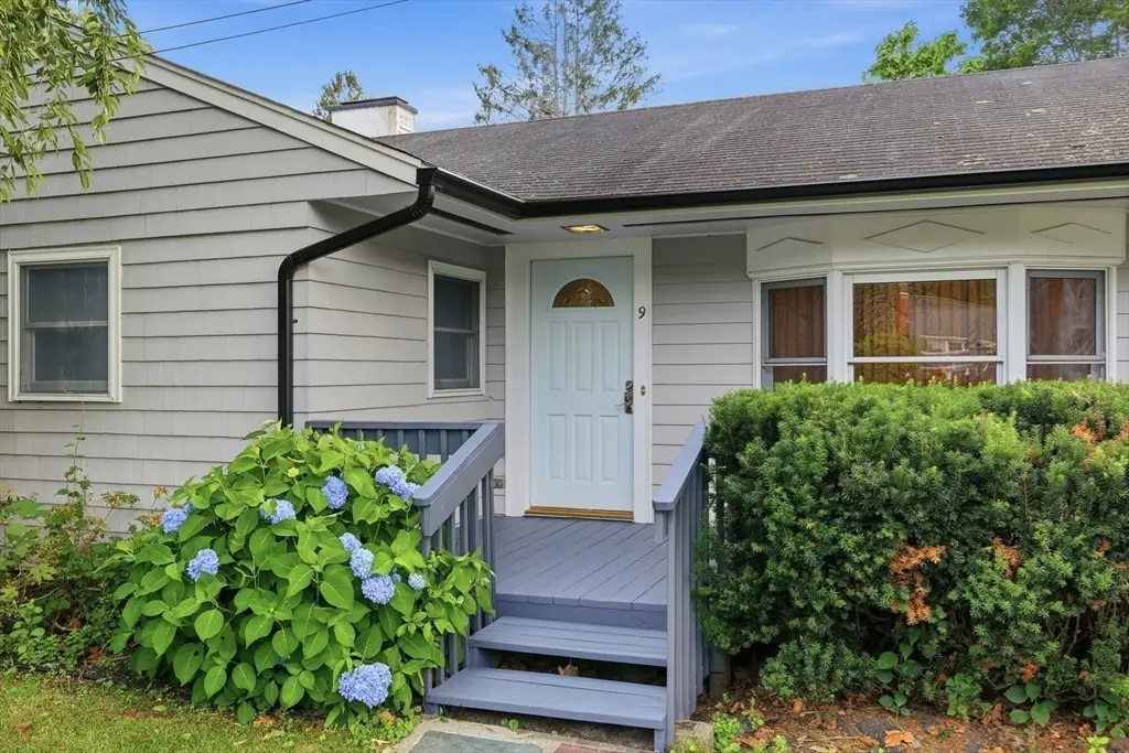 9 Laurel Ct, Acton, MA 01720 - #1