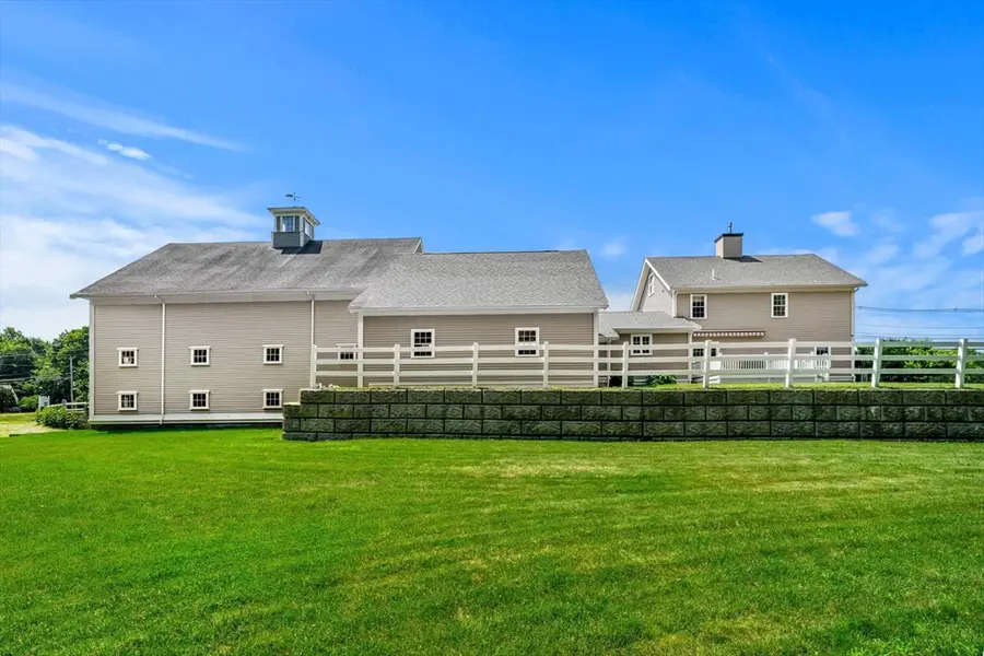 11 Maple Rd, Chelmsford, MA 01824 - #2