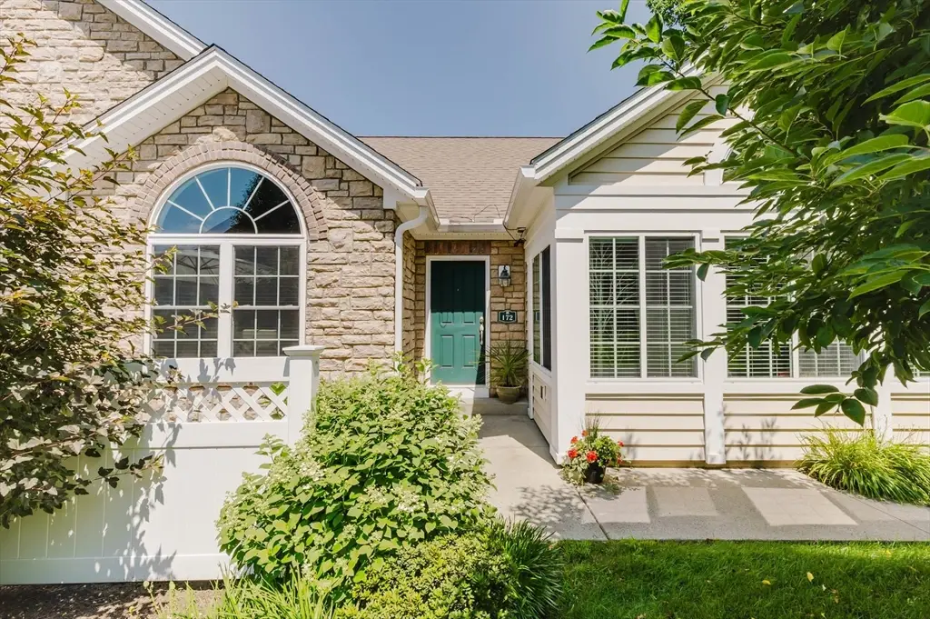 172 Stonybrook Way #172, South Hadley, MA 01075 - #1