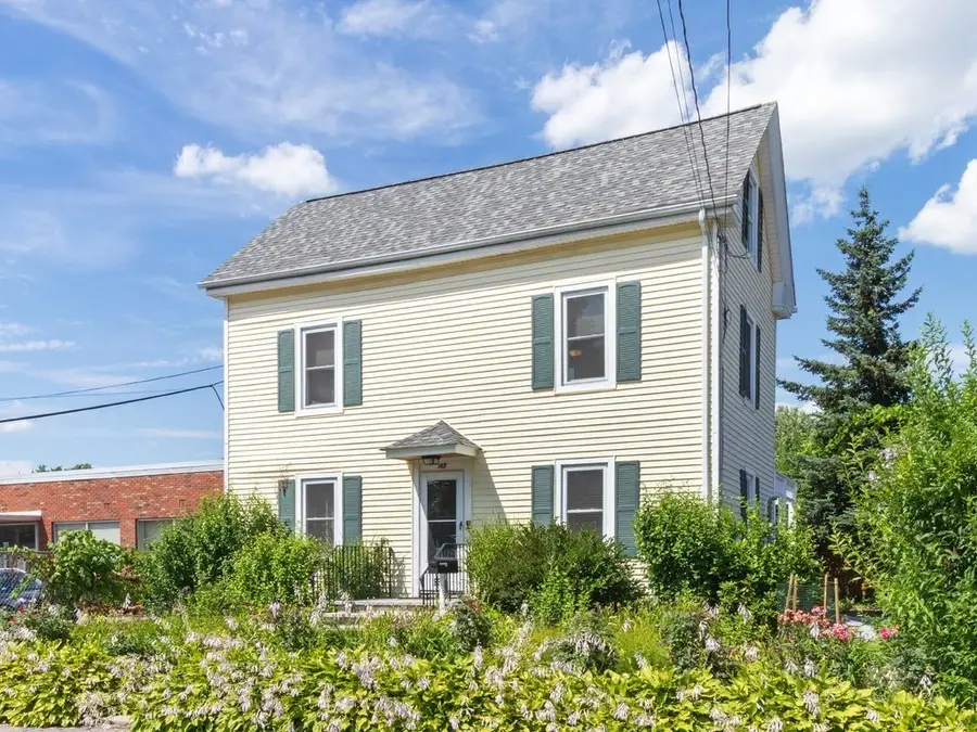 142 Calvary Street, Waltham, MA 02453 - #2