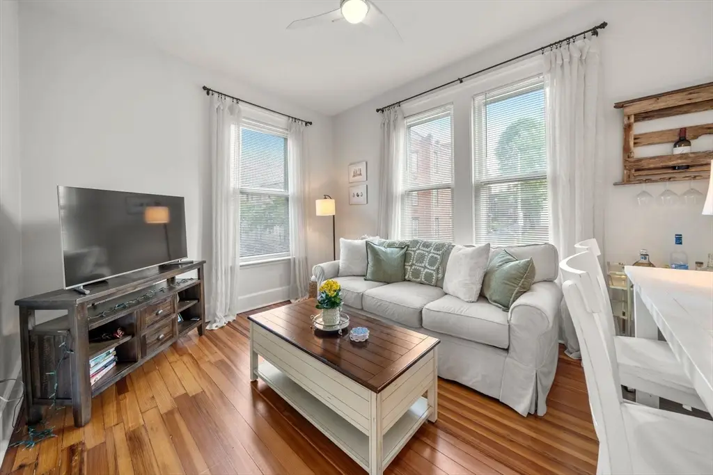 554 East 4th St #1B, Boston, MA 02127 - #1