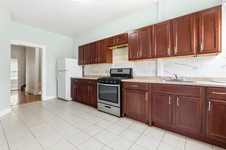 31-33 Lothrop St, Boston, MA 02135 - #3