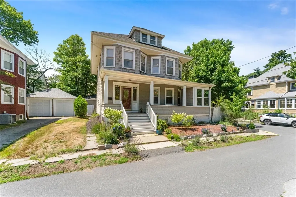 3 Oakland Park, Medford, MA 02155 - #1
