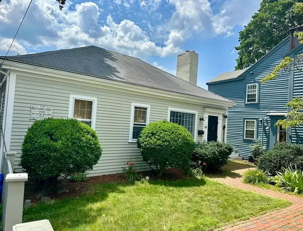 43 Front St #43, Beverly, MA 01915