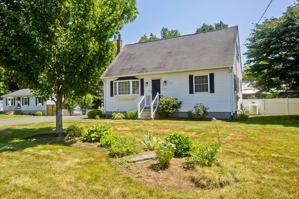 25 Sylvia St Ext, Palmer, MA 01080