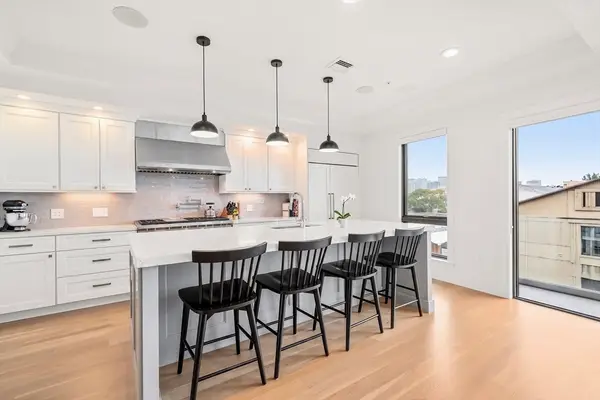 377 W 1st St #3, Boston, MA 02127