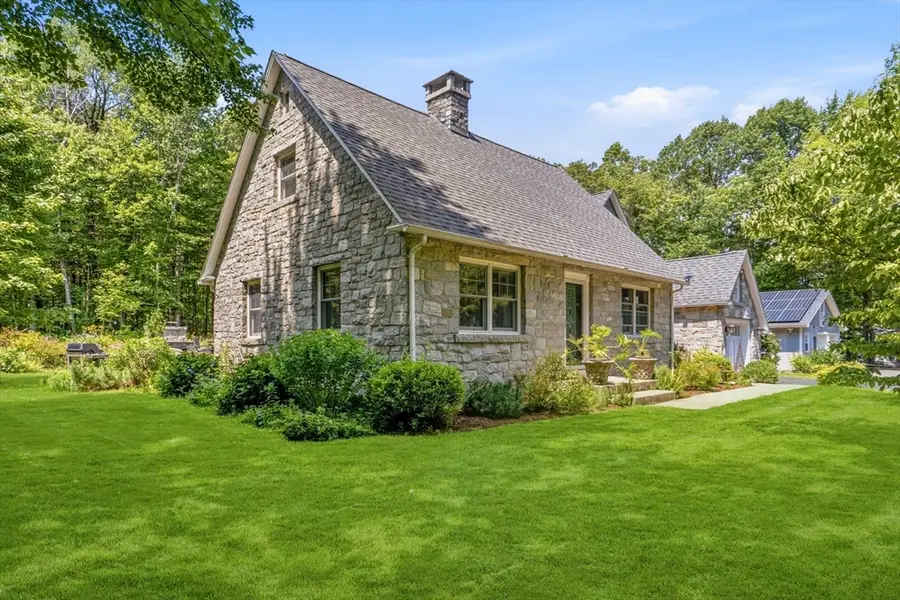 33 Rattle Hill Rd, Southampton, MA 01073 - #2