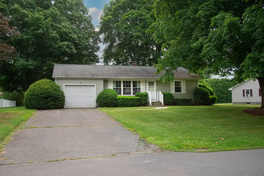 8 Primrose Path, Hatfield, MA 01038 - #1
