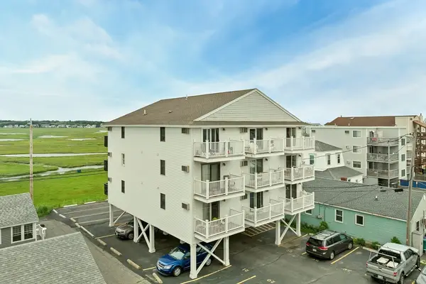 415 Ocean Blvd #1E, Hampton, NH 03842